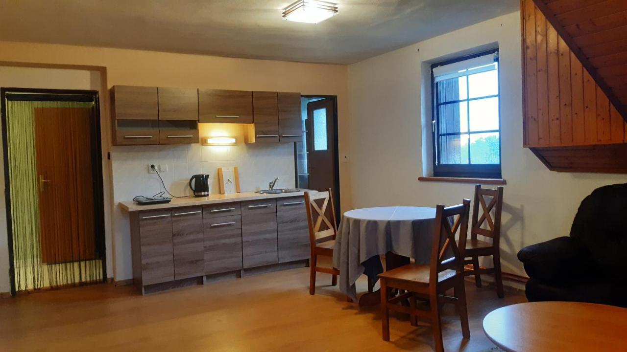 Budha Apartma Jirikov  Ngoại thất bức ảnh