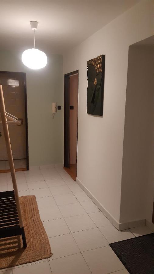 Budha Apartma Jirikov  Ngoại thất bức ảnh