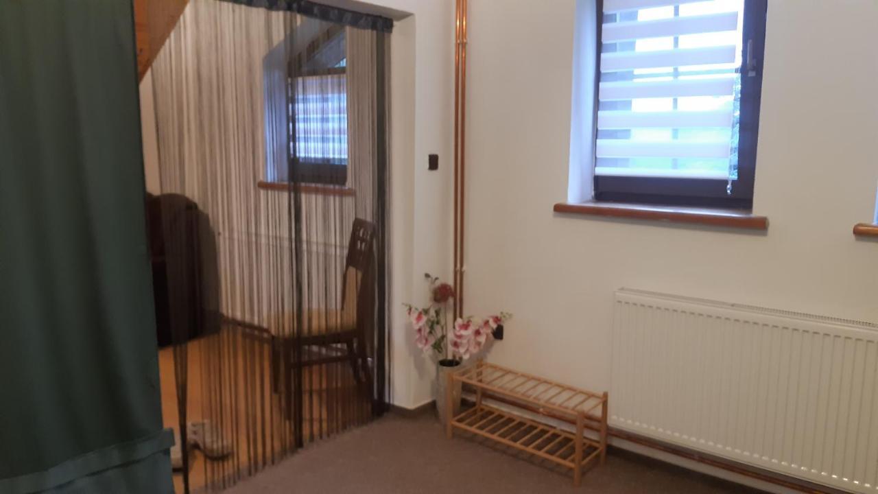 Budha Apartma Jirikov  Ngoại thất bức ảnh